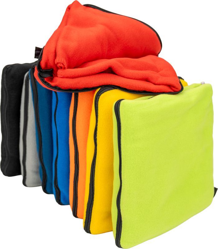 2in1 fleece blanket/pillow RADCLIFF