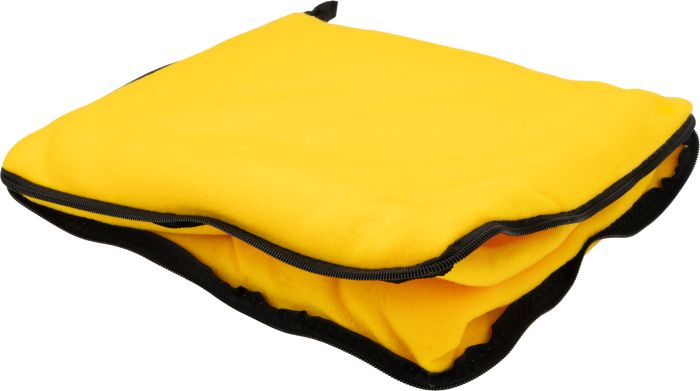 2in1 fleece blanket/pillow RADCLIFF