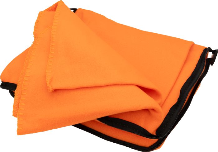 2in1 fleece blanket/pillow RADCLIFF