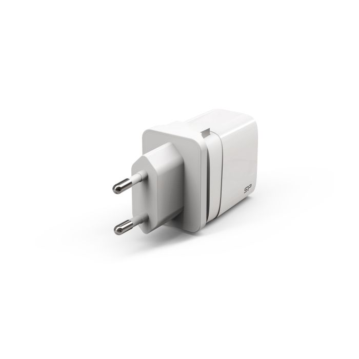 SILICON POWER fast charger QM16