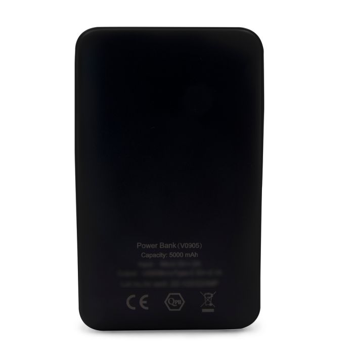 Power bank 5000 mAh with integrated cables, adapter included | Presley