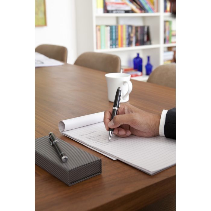 Writing set, ball pen and roller ball pen