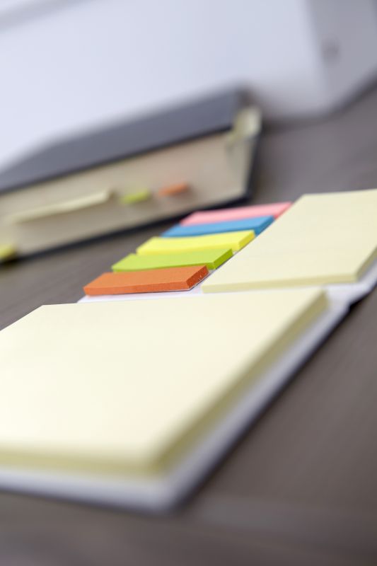 Memo holder, sticky notes