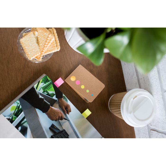 Memo holder, sticky notes | Braeden