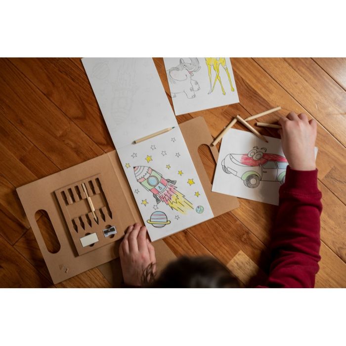 Colouring set, colouring pencils, pencil sharpener, eraser | Legend